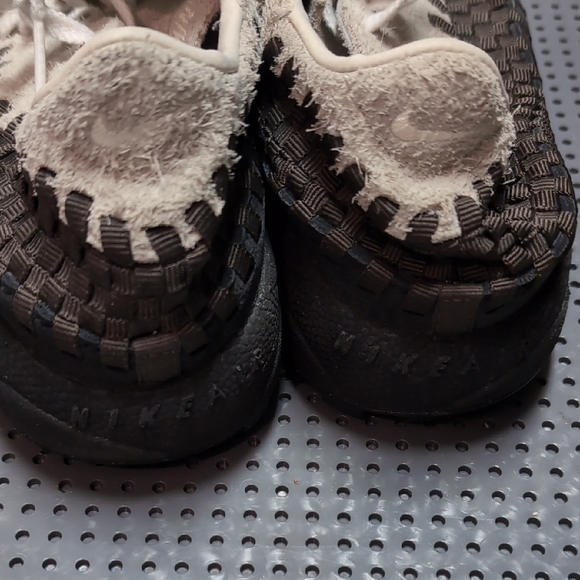 Nike Air Footscape Brown And Tan Women's Sneakers - Picture 3 of 9